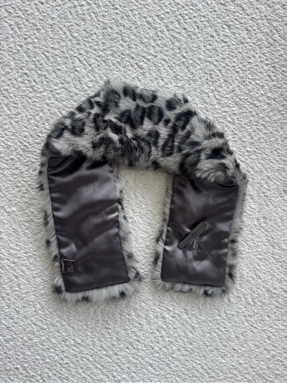 J MCLAUGHLIN Gray Leopard Head Scarf